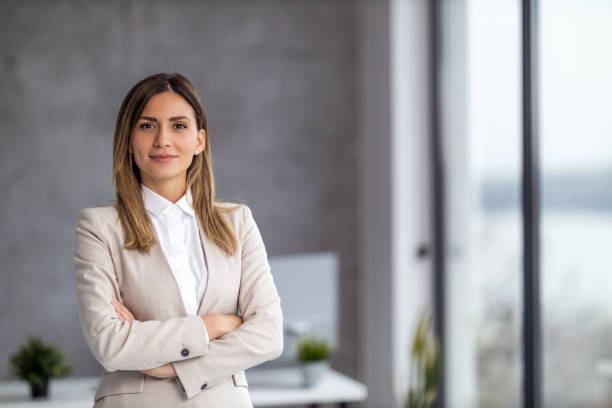Clienta feliz con su servicio de climatización residencial